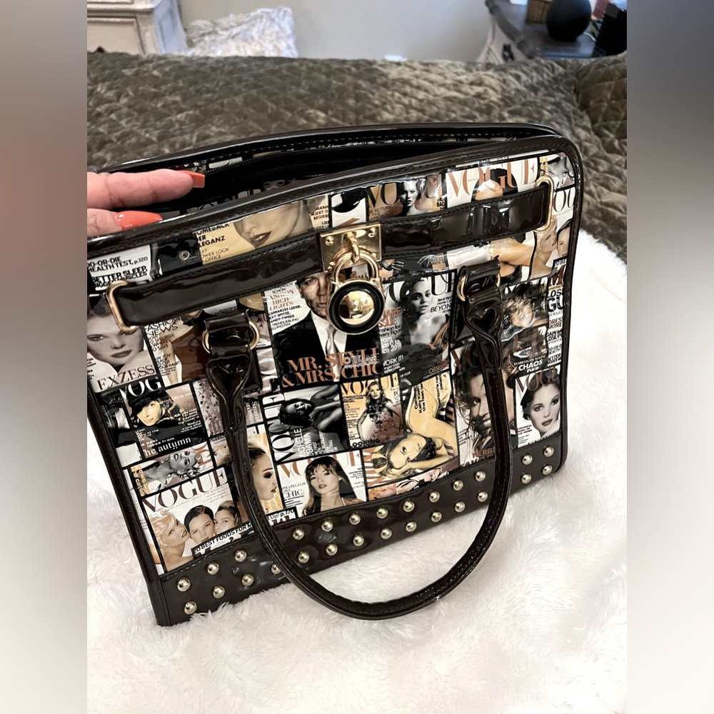 Cute , vogue magazine inspired handbag.